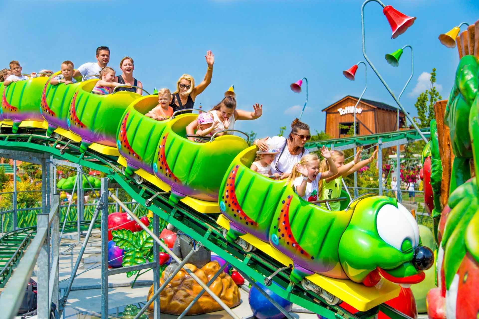 nově v naší nabídce: 3- denní zájezd do Krakowa, Osvětimi a Energylandie