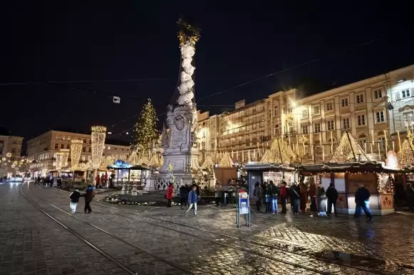 Cestujeme za poznáním předvánočního Linze a Steyru